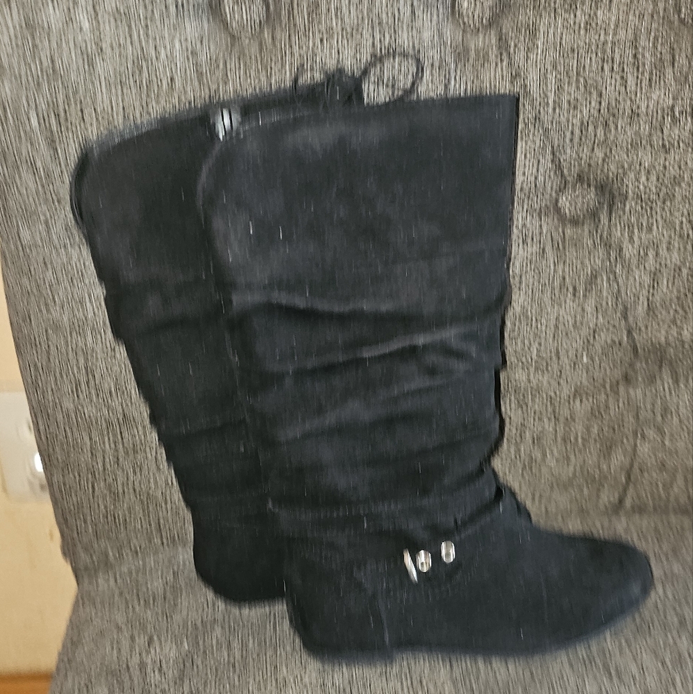 Toddler baby girl sz 6m  boots black suede like zip up okiedokie Flynn